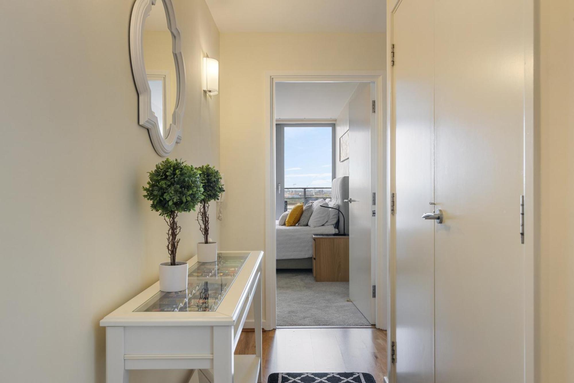 Stratford Skyview Apartment Londra Dış mekan fotoğraf
