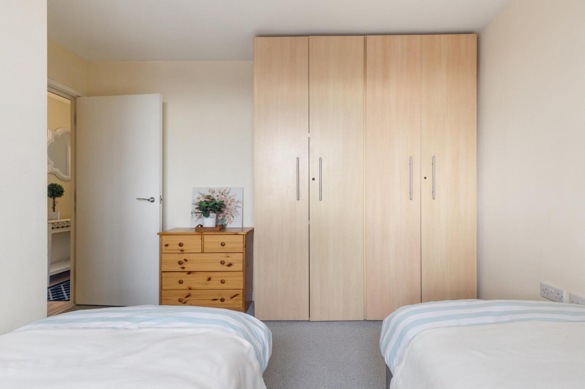 Stratford Skyview Apartment Londra Dış mekan fotoğraf