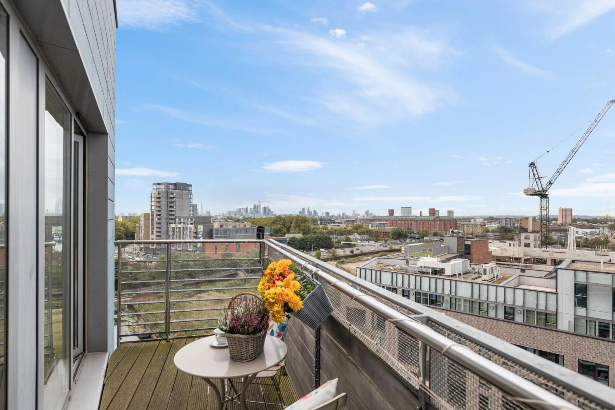 Stratford Skyview Apartment Londra Dış mekan fotoğraf