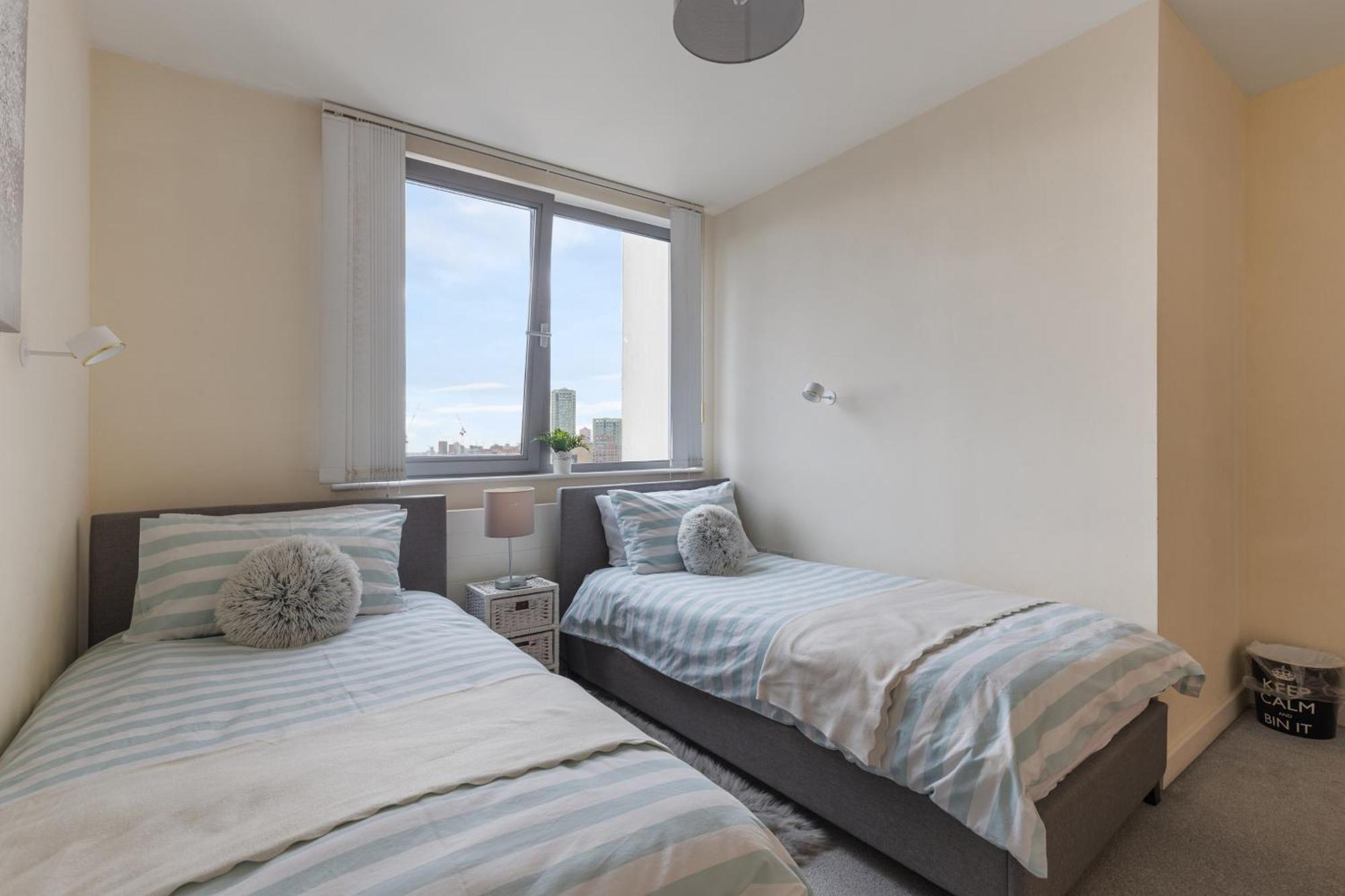 Stratford Skyview Apartment Londra Dış mekan fotoğraf